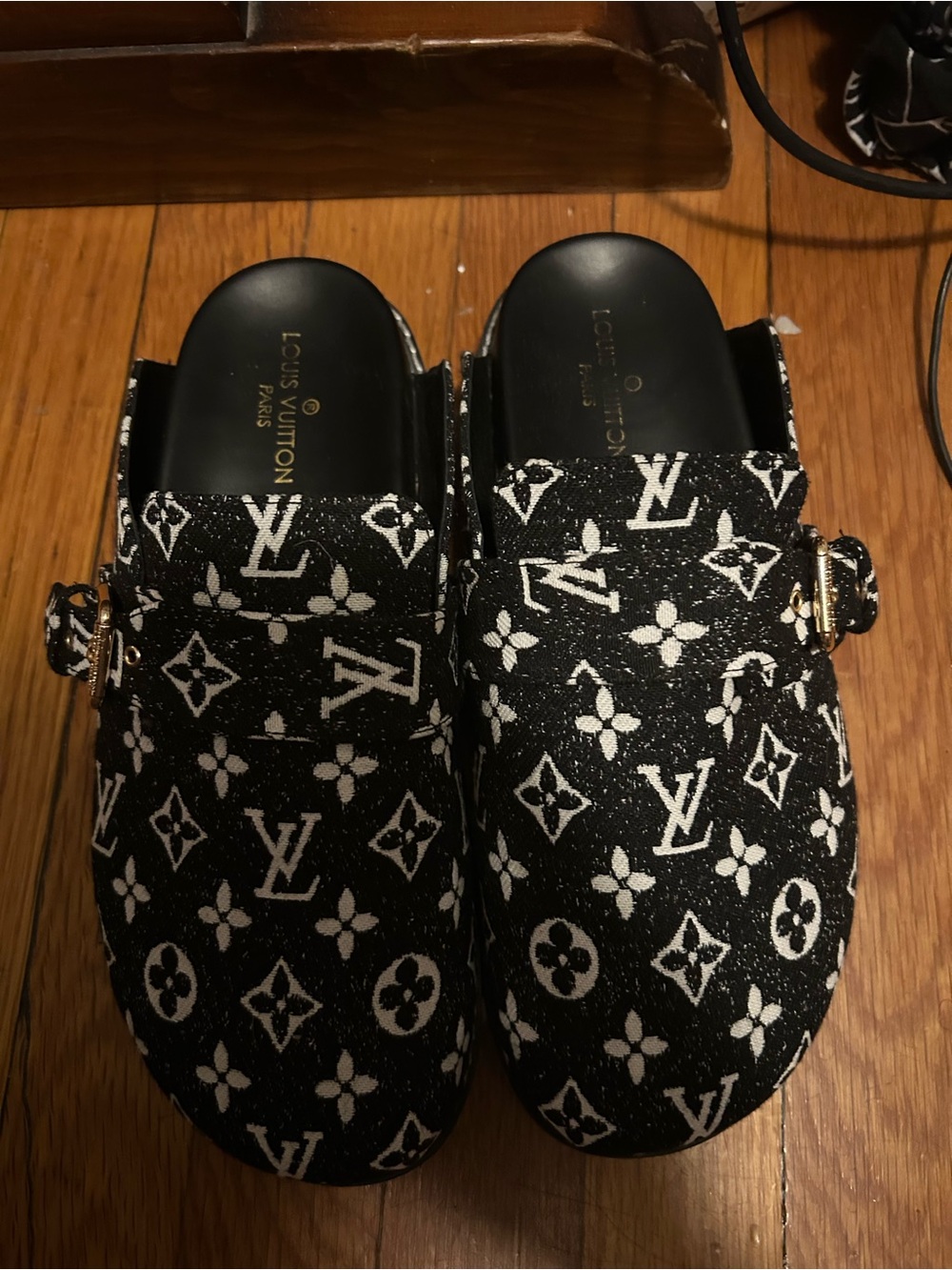 Louis Vuitton Black & White Monogram Slip-On Murses🔥